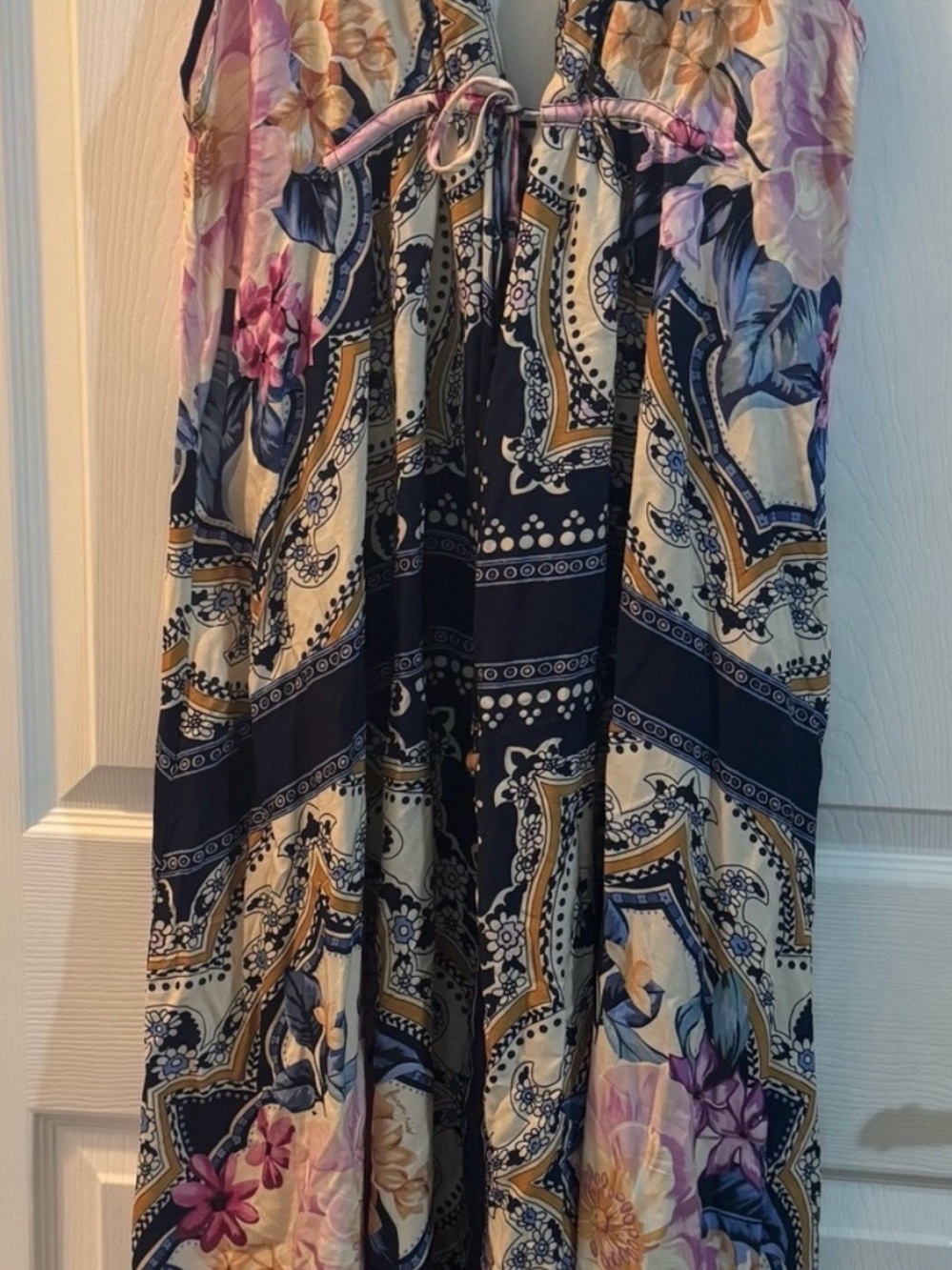 FARM Rio Navy, Pink & Gold Floral V‑Neck Maxi Dress - Picture 5 of 6